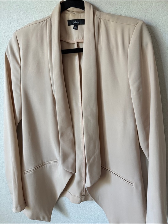 Lulus Jackets & Blazers - Lulu's Beige Lightweight Blazer